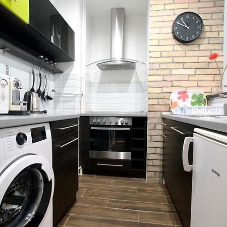 Standard Apartment By Hi5 - Center Of City Center Будапеща Екстериор снимка